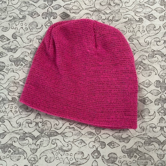 3 pieces Winter beanie set! 🧢❄️❄️ EACH INDIVIDUALLY IS $4!! - Picture 5 of 12